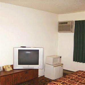 Rum River Motel Princeton Exterior foto